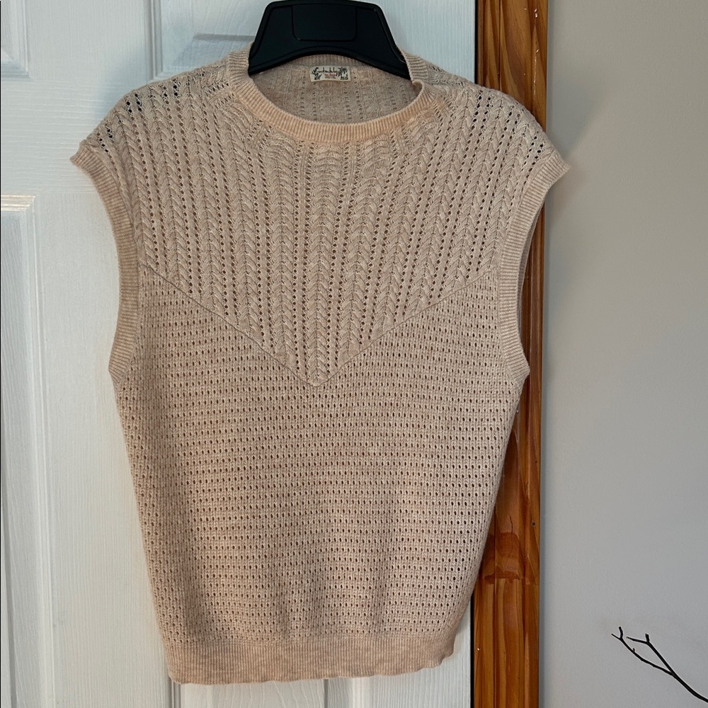 Intimately FREE PEOPLE beige blouse